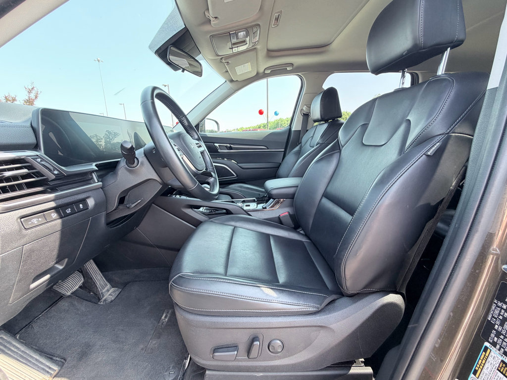 Used 2025 Kia Telluride S AWD/4WD image 22