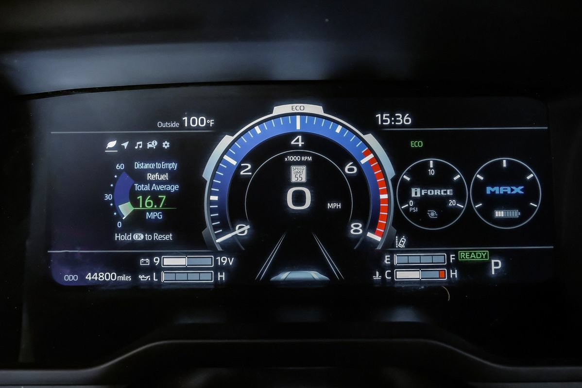 Used 2023 Toyota Sequoia Capstone AWD/4WD image 18