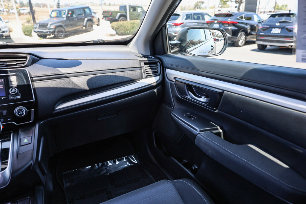 Used 2019 Honda CR-V LX image 6