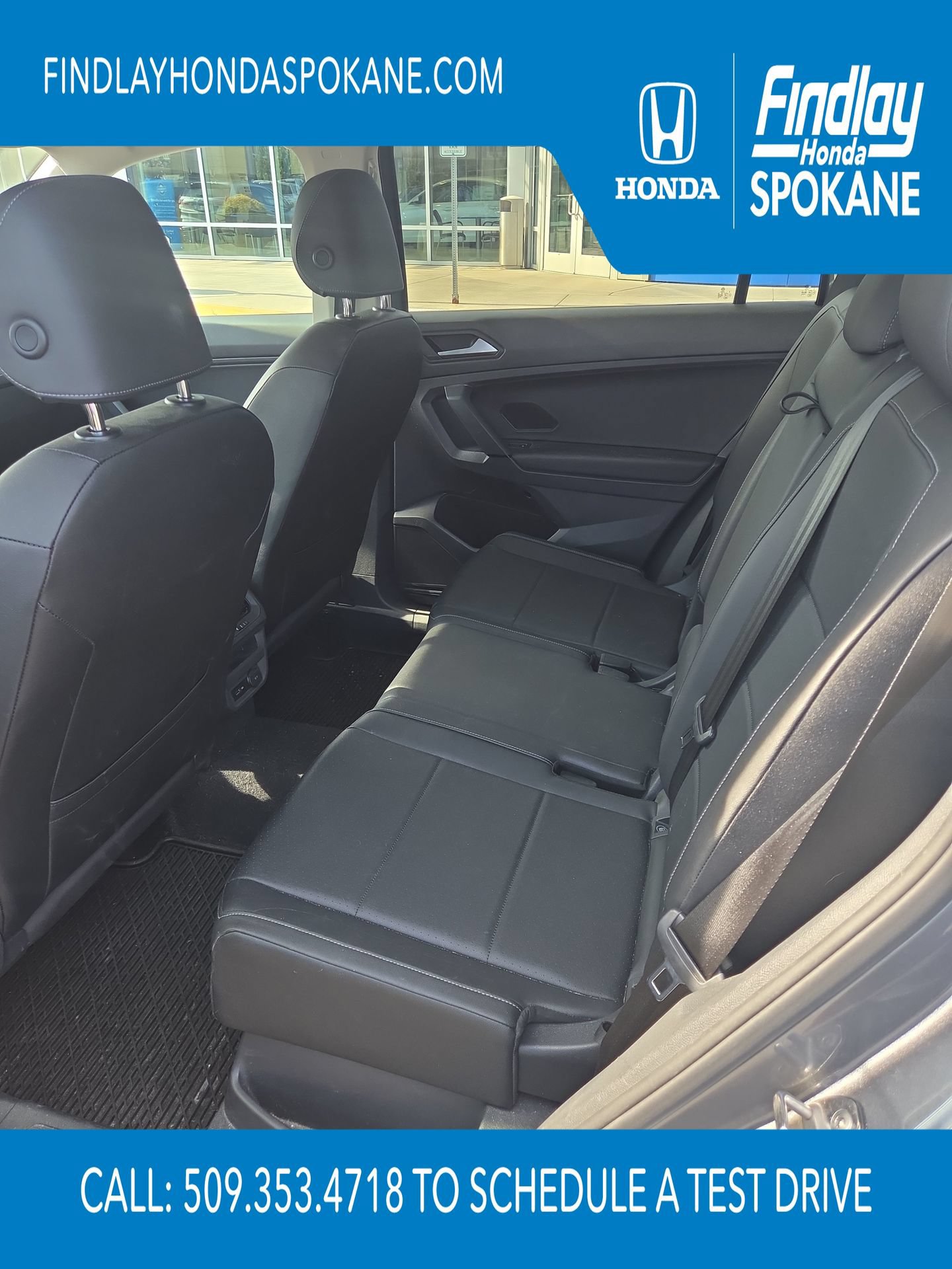 Used 2019 Volkswagen Tiguan SE w/ Panoramic Sunroof Package AWD/4WD image 13