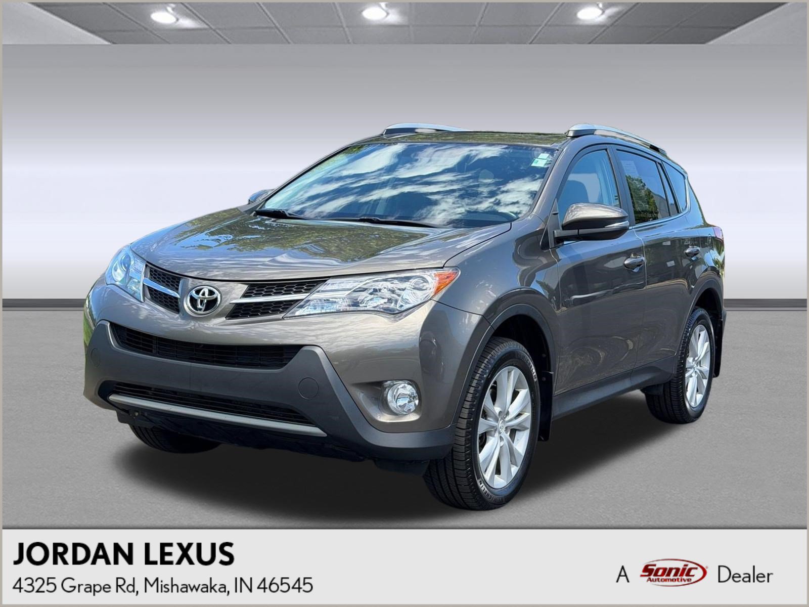 Used 2015 Toyota RAV4 Limited AWD/4WD image 1
