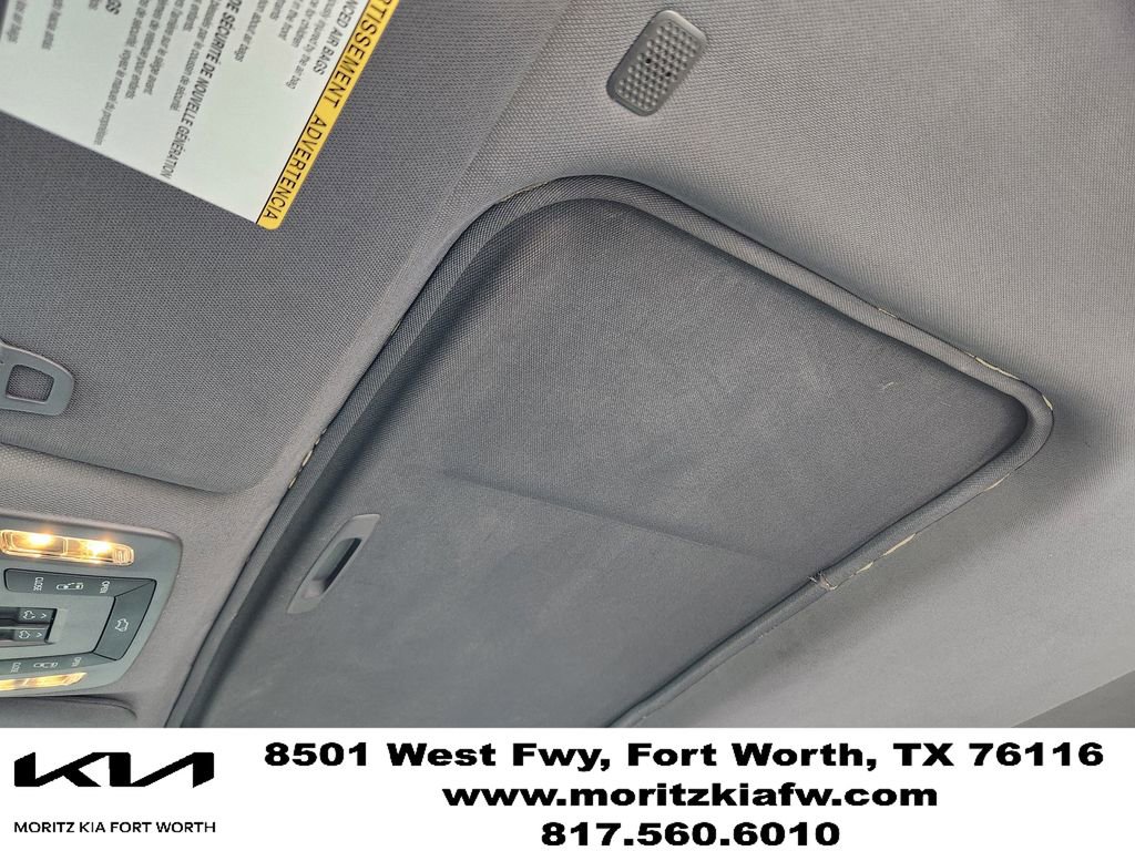 Used 2021 Toyota Sienna XLE FWD image 24