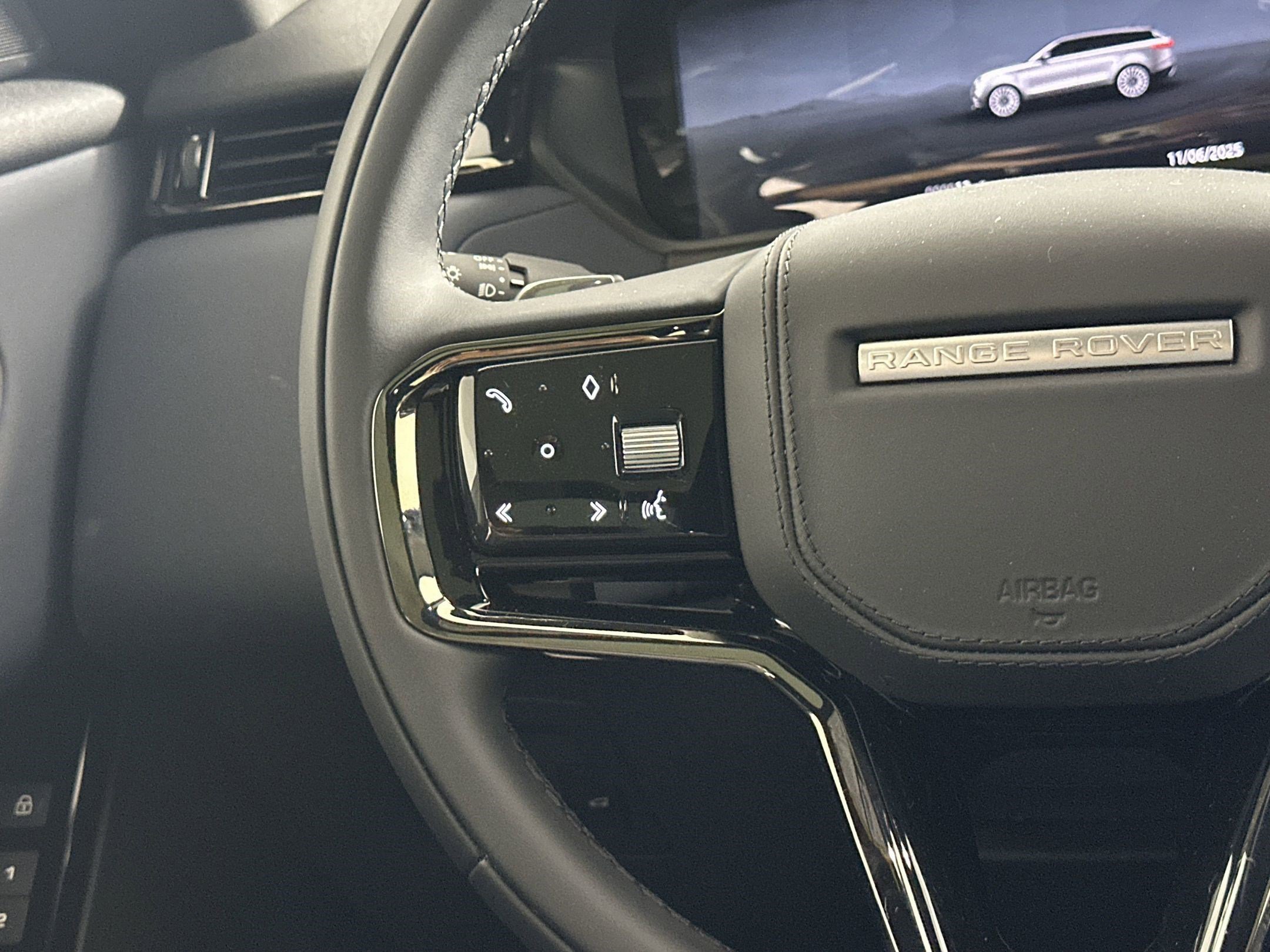 New 2026 Land Rover Range Rover Velar S image 15