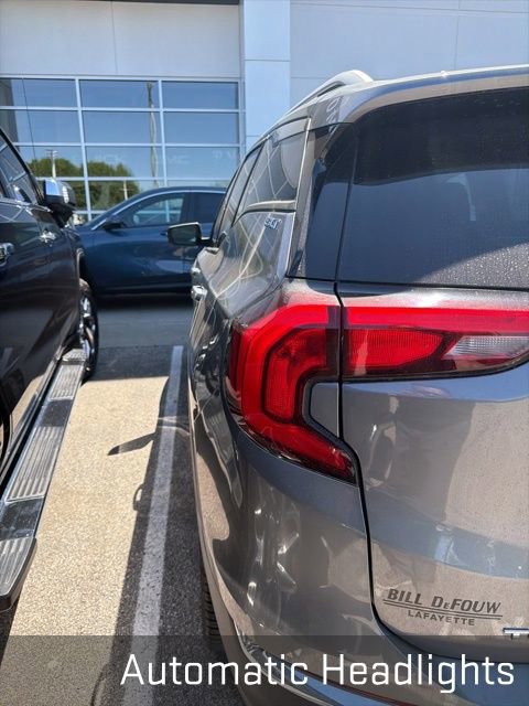 Used 2018 GMC Terrain SLT w/ Preferred Package image 9