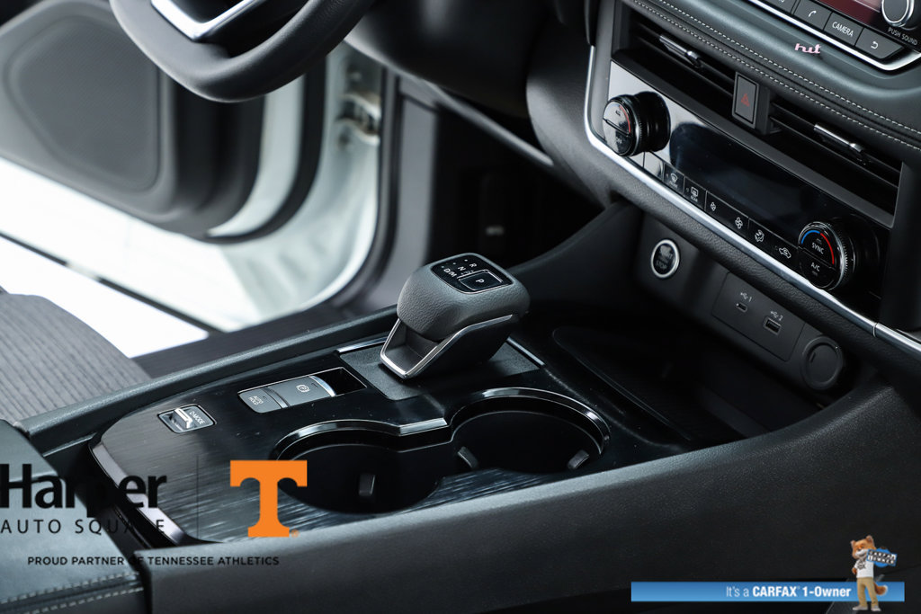 Used 2023 Nissan Rogue SV FWD image 70