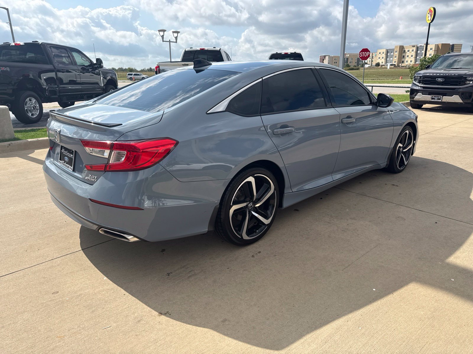 Used 2022 Honda Accord Sport image 6