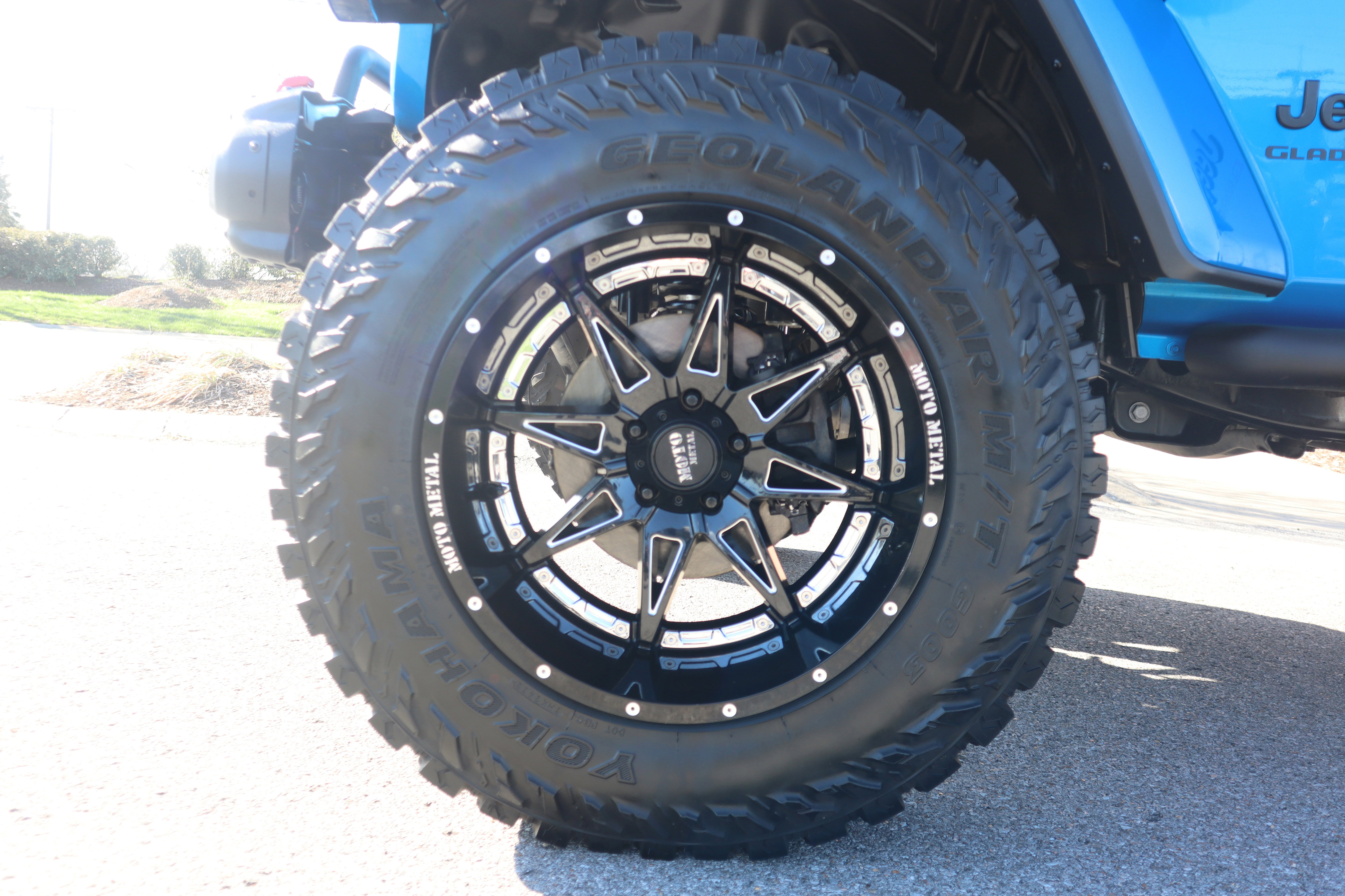 Used 2021 Jeep Gladiator Sport image 12