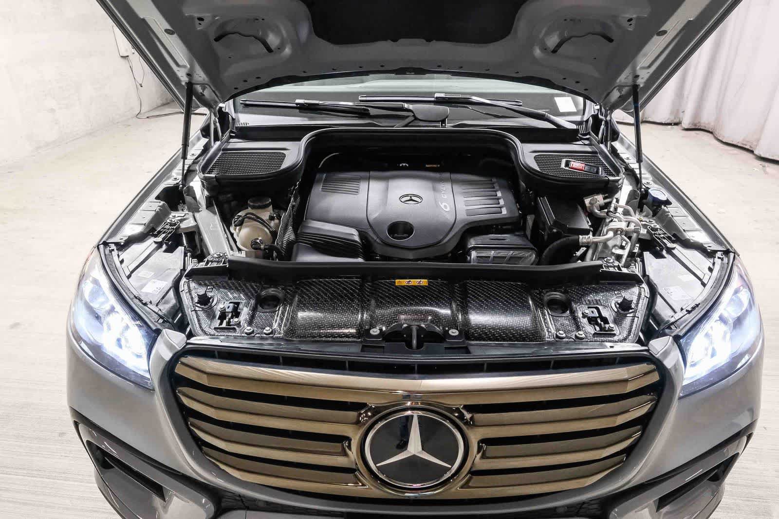 Certified 2026 Mercedes-Benz GLS 450 4MATIC image 31