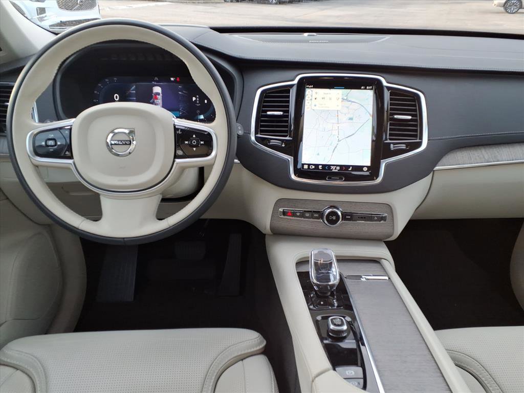 Used 2025 Volvo XC90 B6 Ultra w/ Protection Package Premier image 13