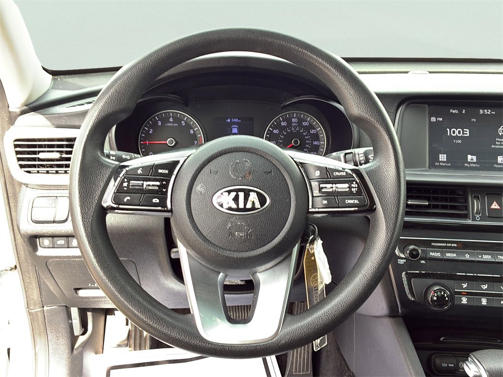 Used 2020 Kia Optima LX image 32