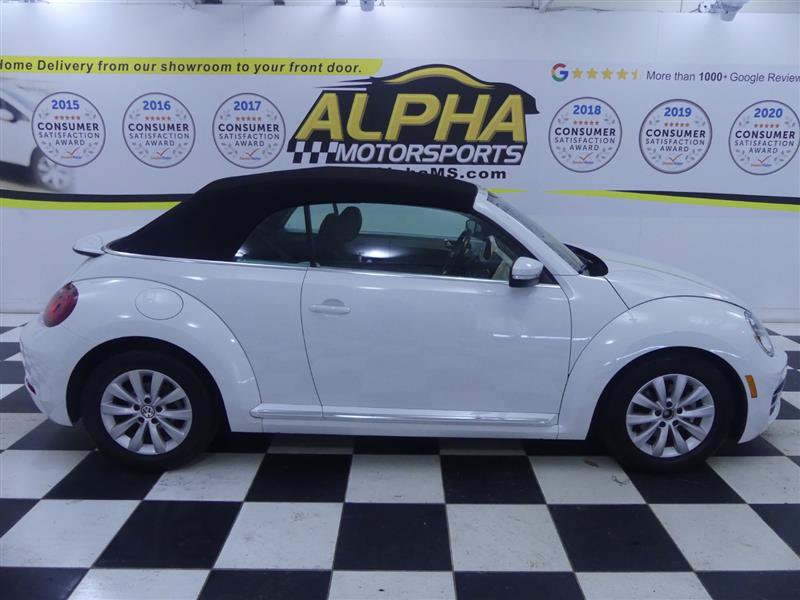 Used 2018 Volkswagen Beetle 2.0T FWD image 7