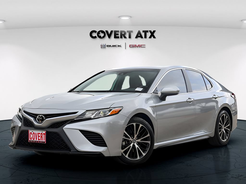 Used 2020 Toyota Camry SE FWD image 1