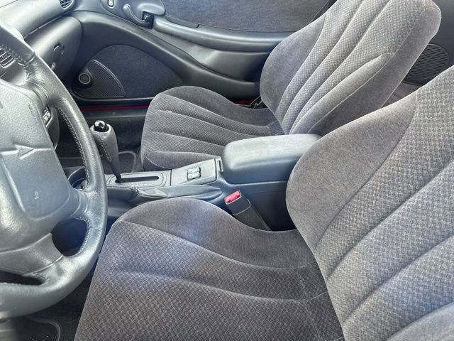 Used 2000 Pontiac Sunfire GT image 12