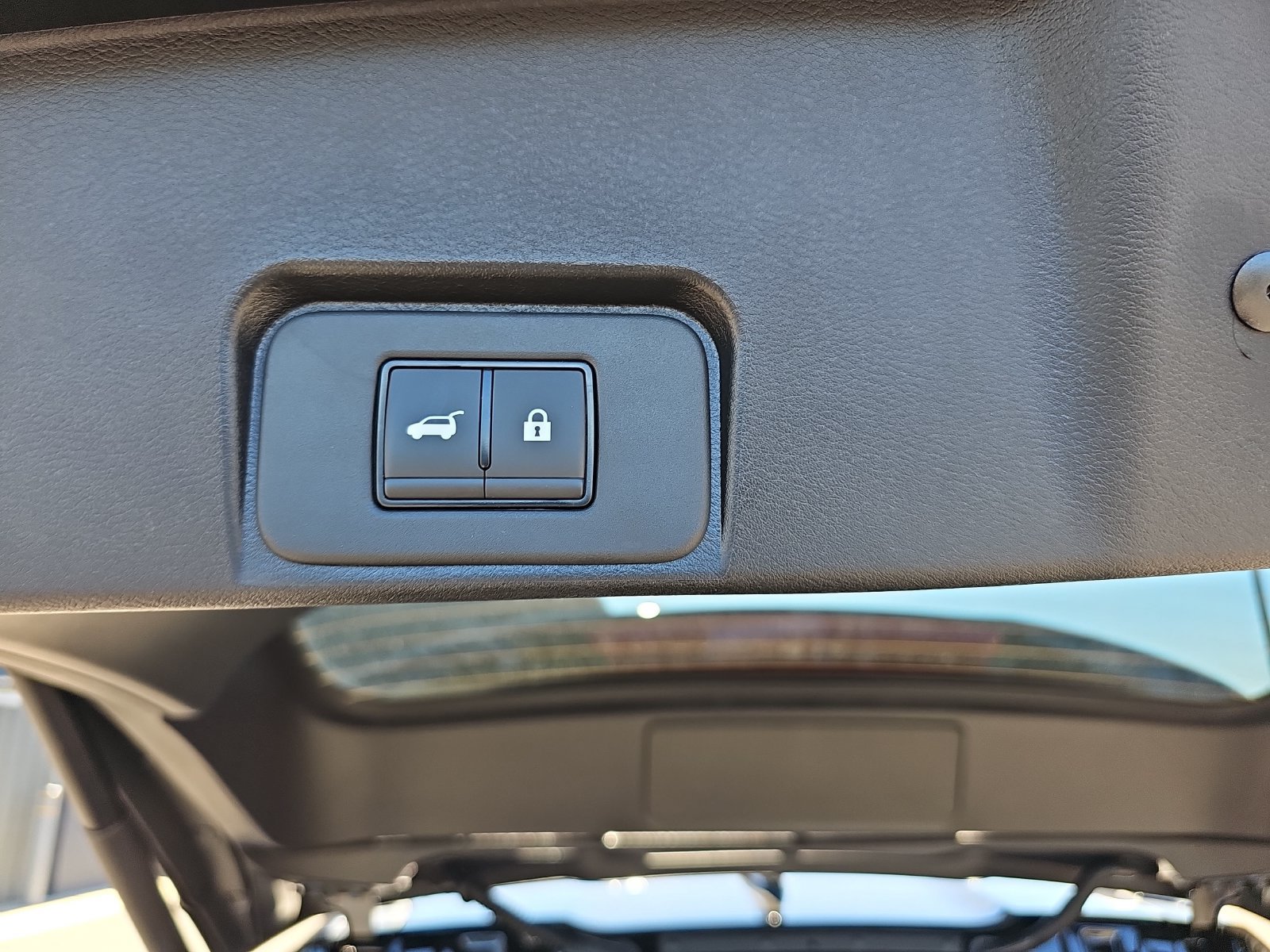New 2027 Nissan Rogue Dark Armor FWD image 15