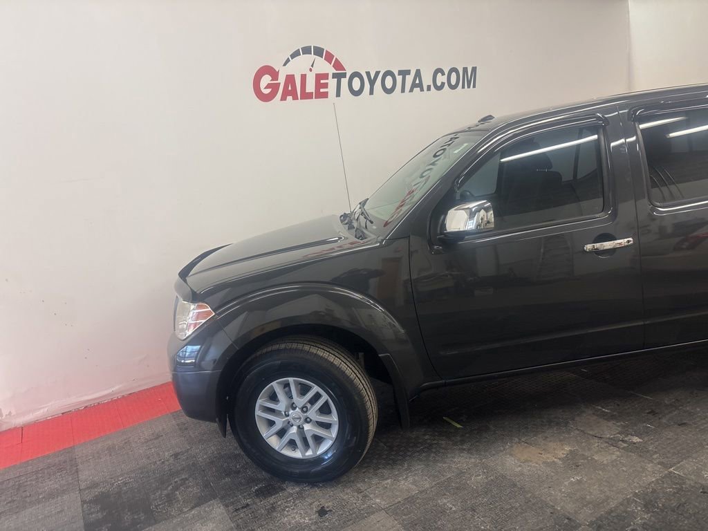 Used 2014 Nissan Frontier SV image 7