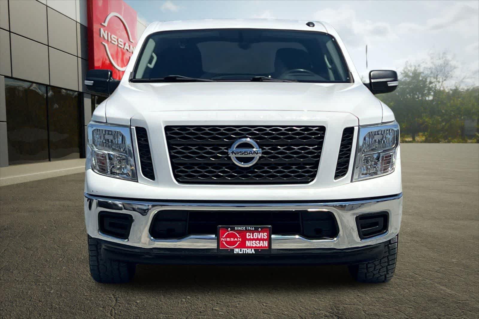 Used 2019 Nissan Titan SV RWD image 11
