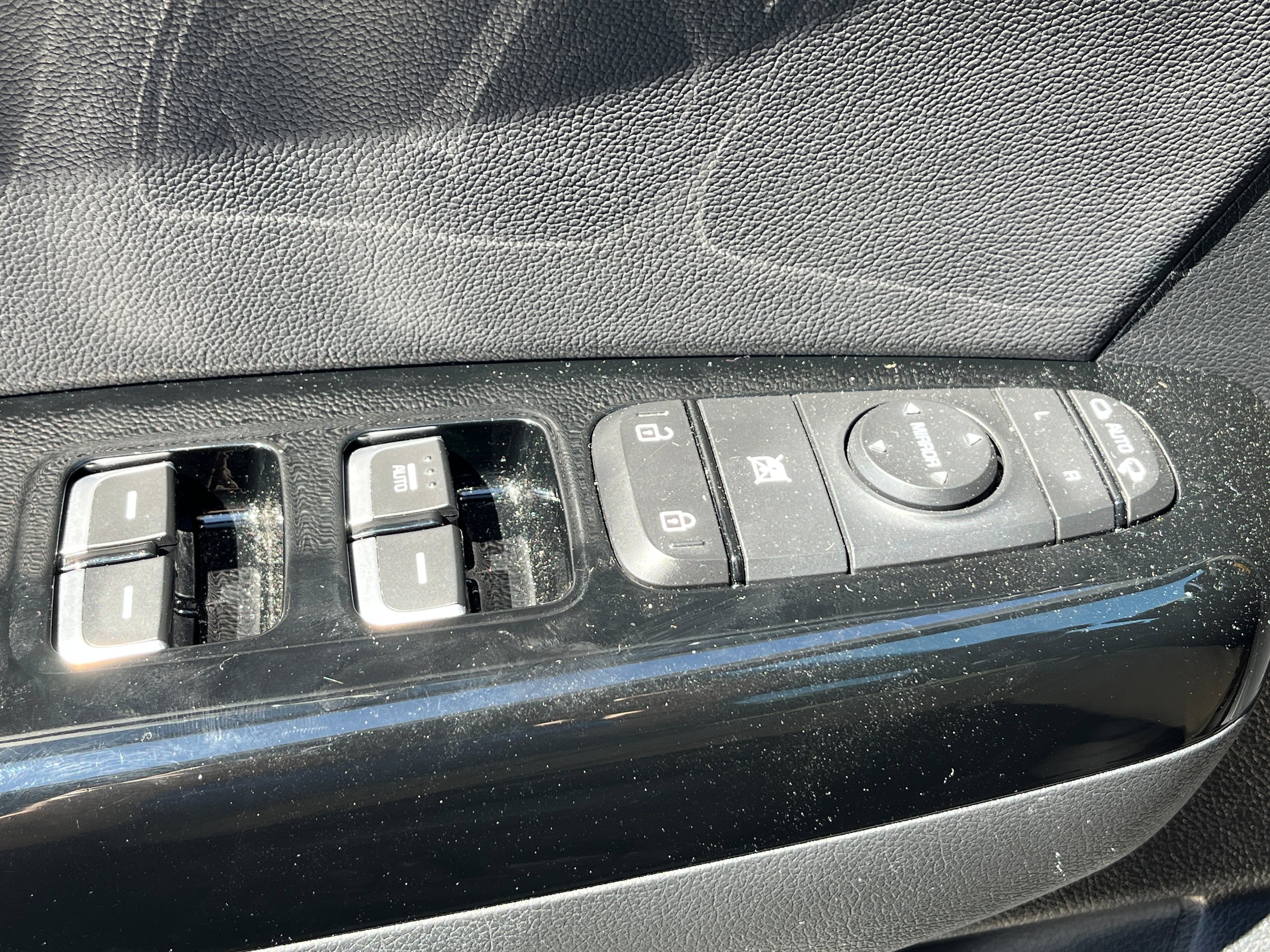 Used 2022 Kia Sportage Nightfall Edition w/ Nighfall AWD Premium Package image 23