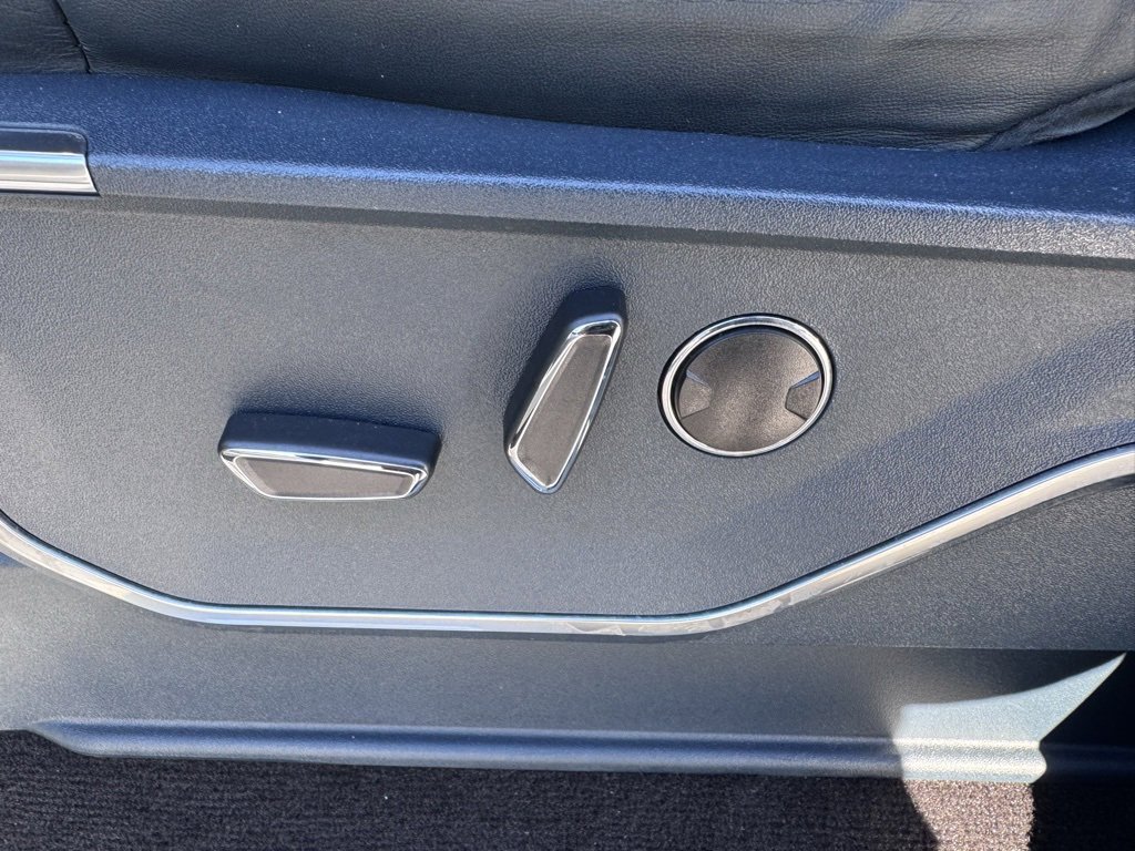 Used 2023 Ford F150 Limited image 28