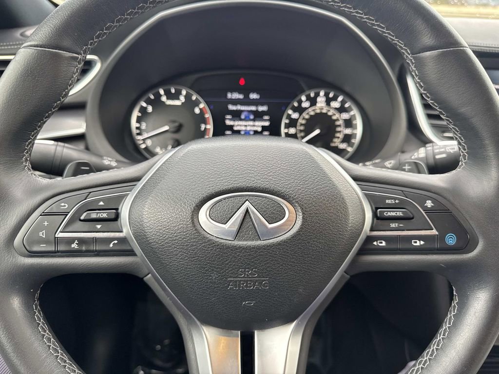 Certified 2023 INFINITI QX55 Luxe w/ Cargo Package image 18