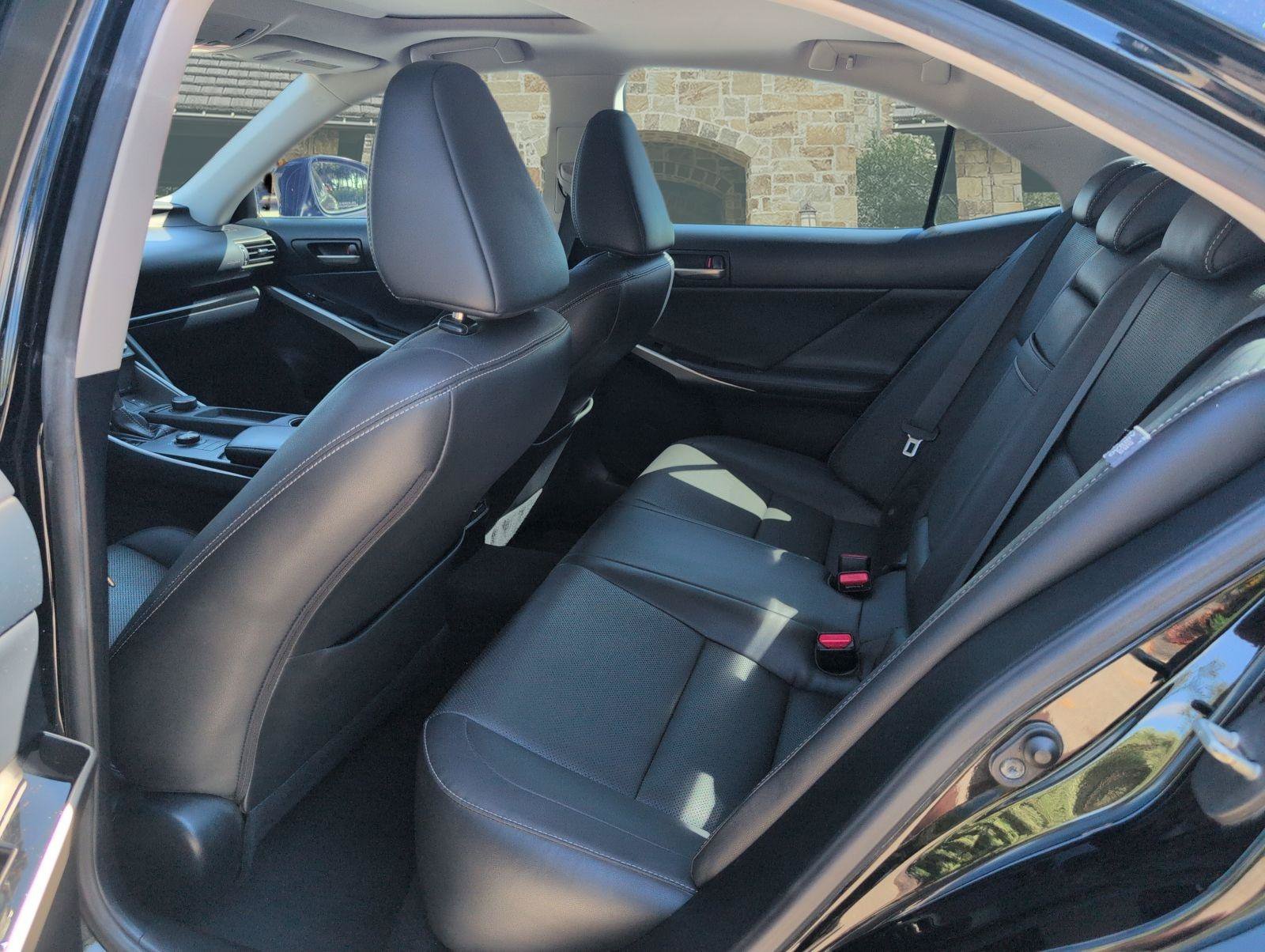 Used 2020 Lexus IS 300 w/ Premium Package RWD image 16