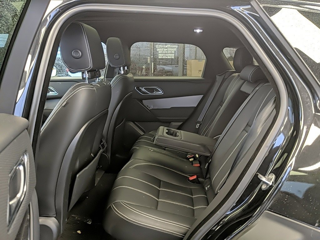 Used 2023 Land Rover Range Rover Velar R-Dynamic S image 14