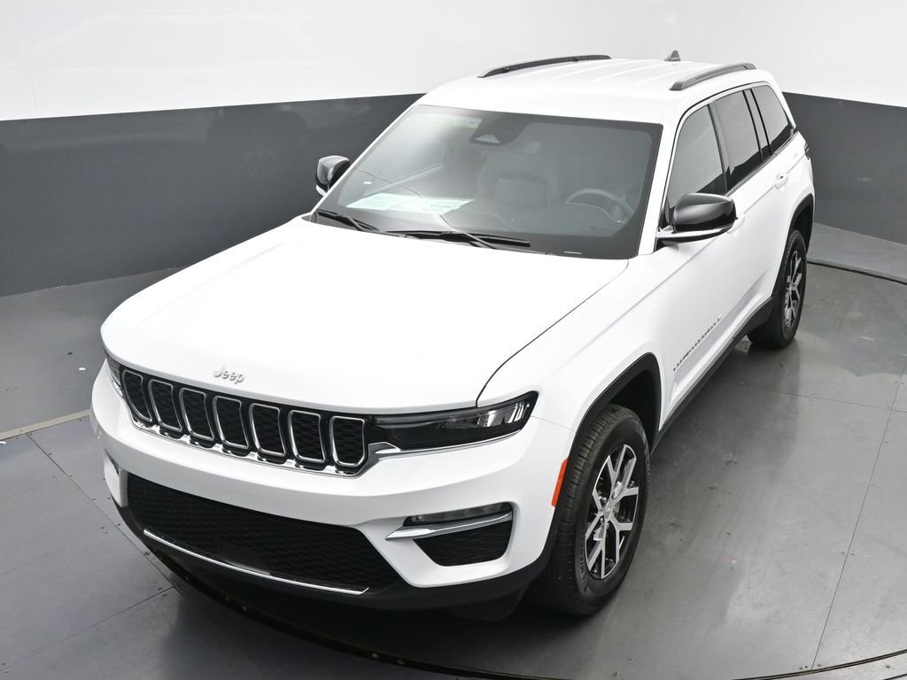Used 2024 Jeep Grand Cherokee Limited image 38