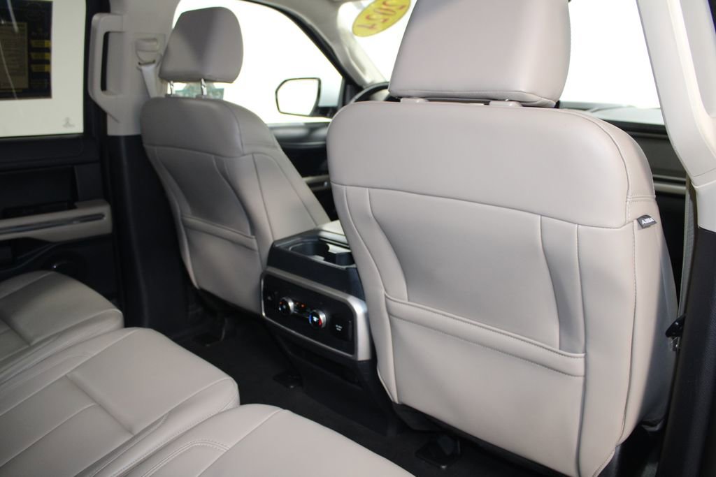 Used 2024 Ford Expedition Max XLT image 37