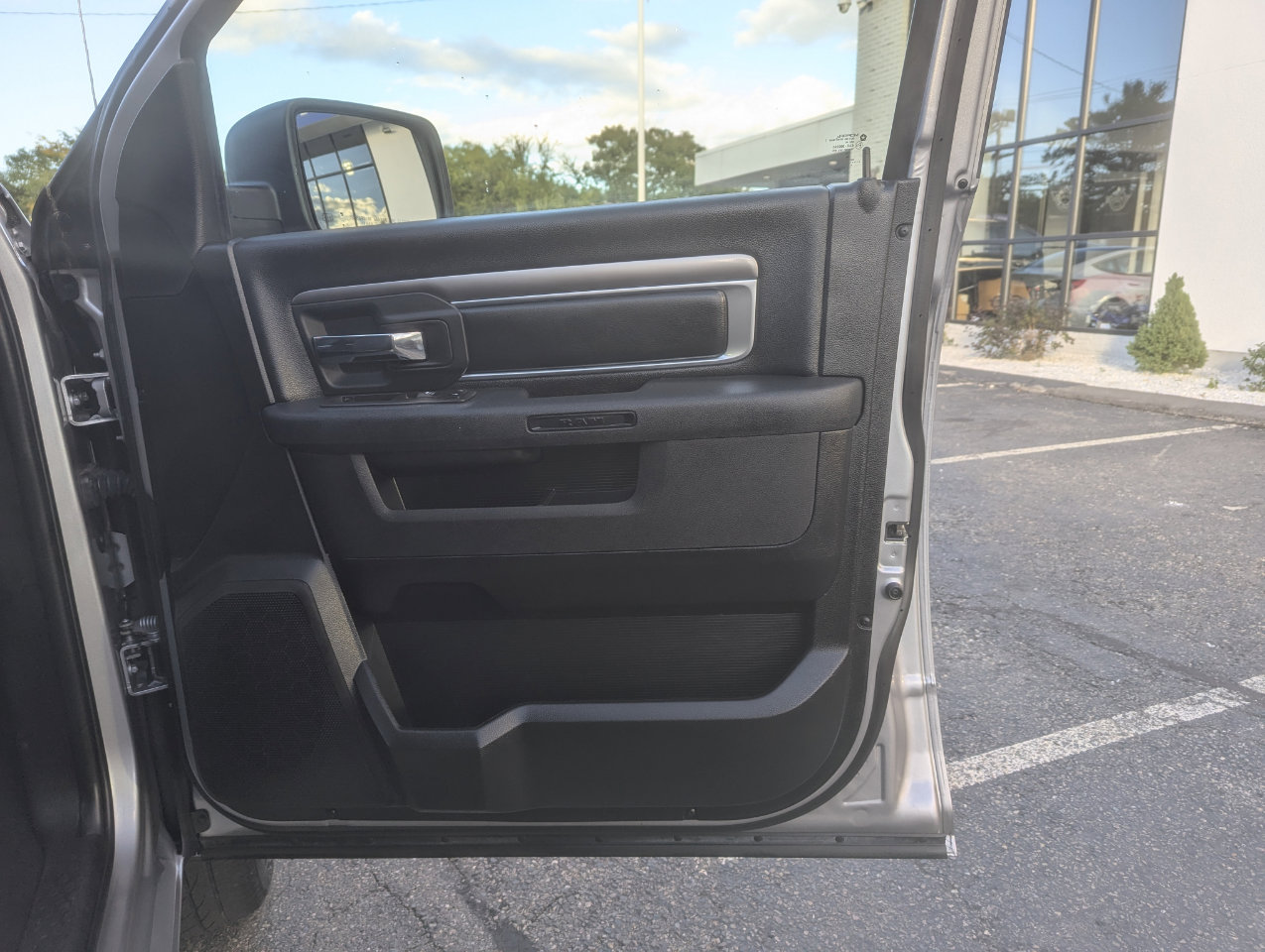 Used 2021 RAM 1500 Classic Warlock image 28