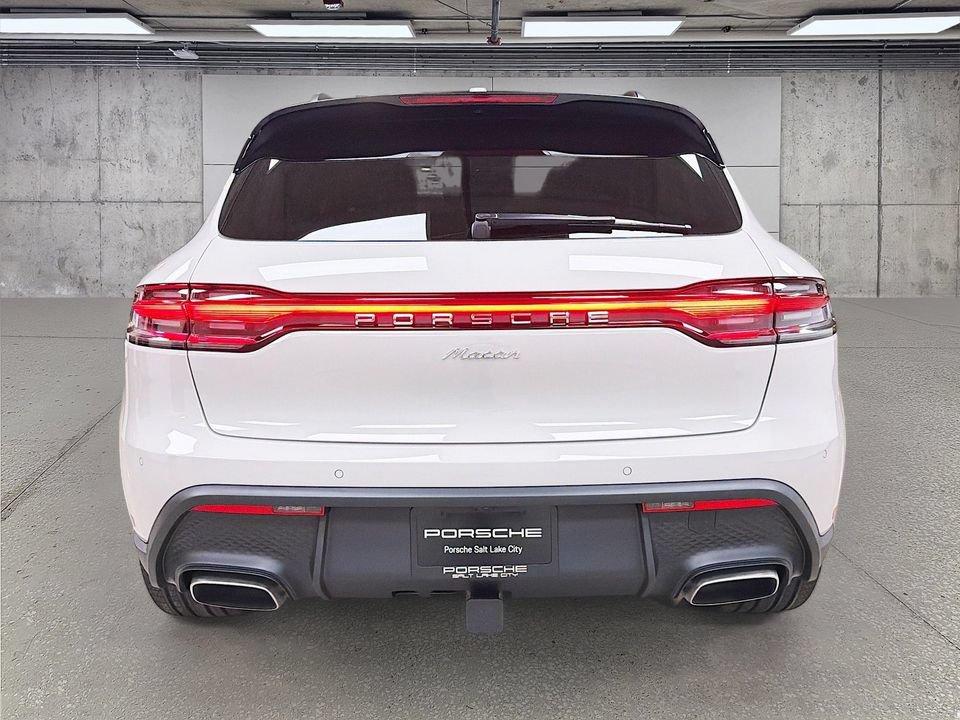 New 2026 Porsche Macan AWD/4WD image 10