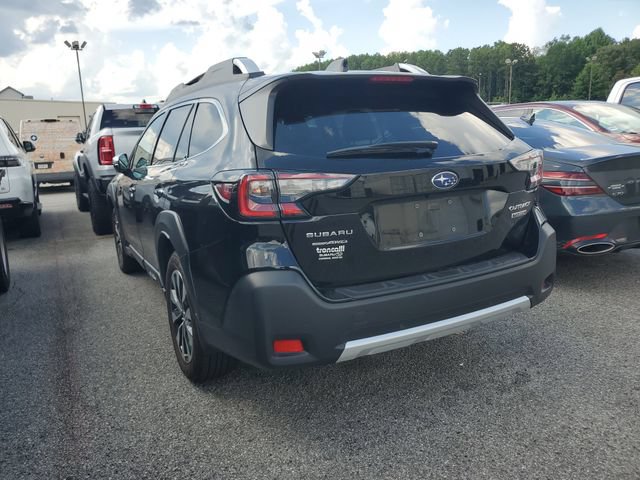 Used 2023 Subaru Outback Touring AWD/4WD image 7