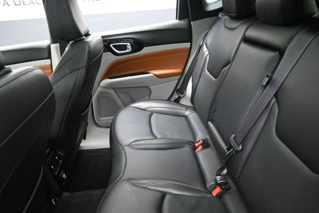 Used 2023 Jeep Compass Limited w/ Sun and Sound Group AWD/4WD image 22