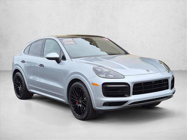 Used 2022 Porsche Cayenne GTS AWD/4WD image 3