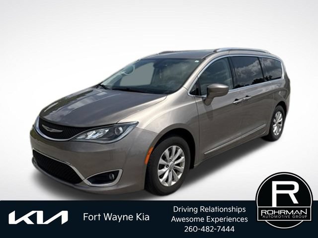 Used 2018 Chrysler Pacifica Touring-L Plus