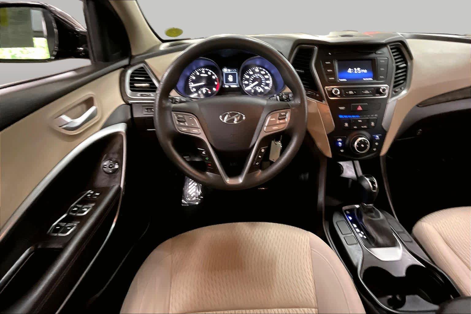 Used 2017 Hyundai Santa Fe Sport w/ Cargo Package AWD/4WD image 6