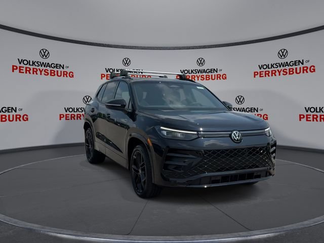 New 2026 Volkswagen Tiguan SE R-Line AWD/4WD image 3