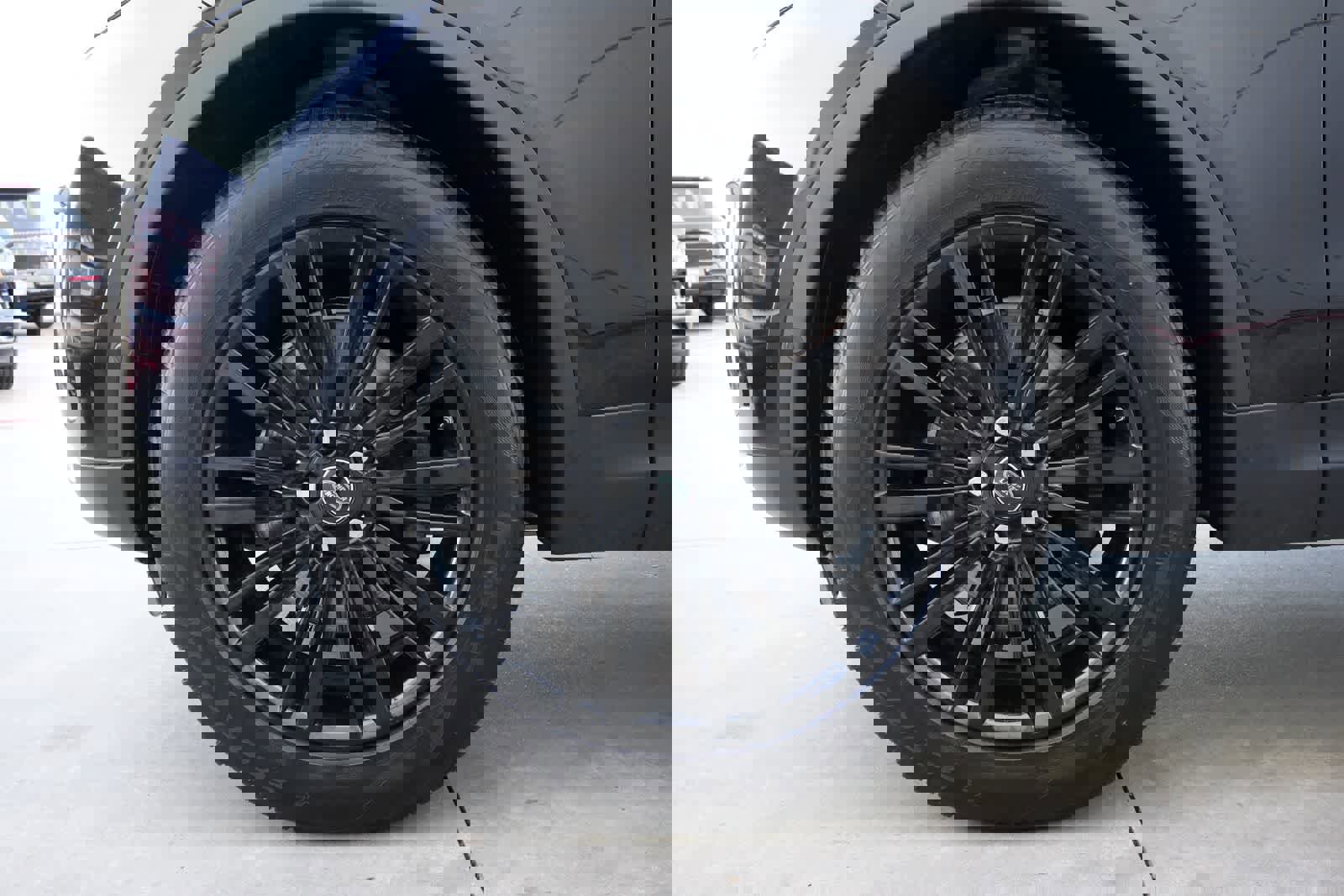 Used 2017 Land Rover Discovery HSE Luxury image 24