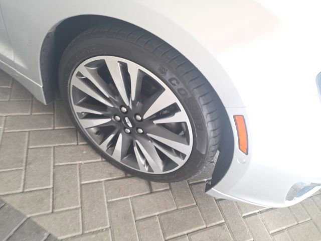 Used 2019 Lincoln MKZ Reserve image 2