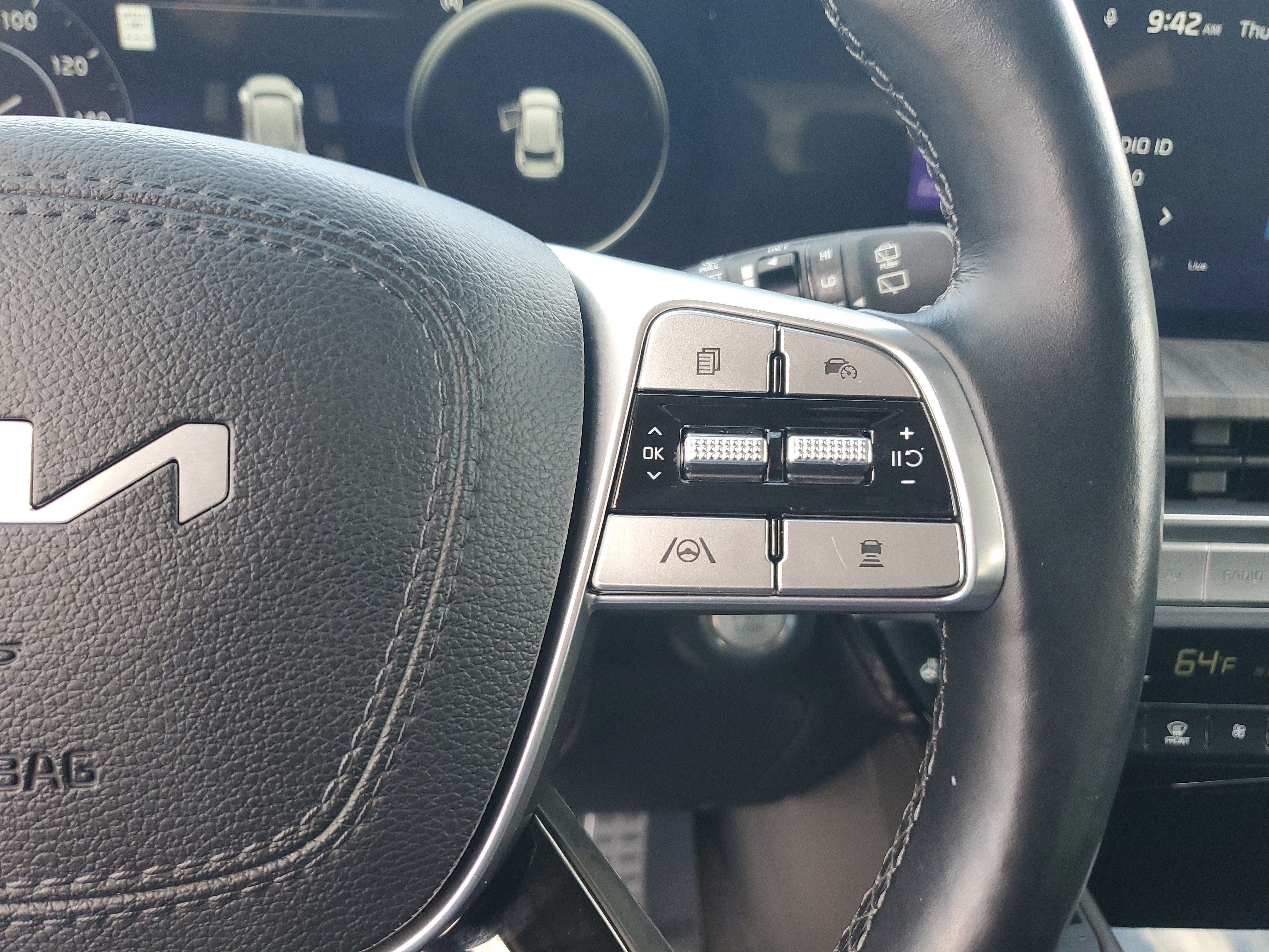 Used 2024 Kia Telluride SX AWD/4WD image 25