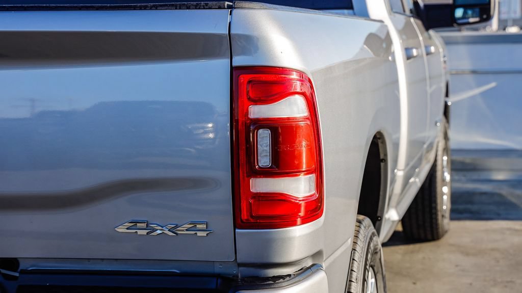 Used 2024 RAM 2500 Laramie AWD/4WD image 10