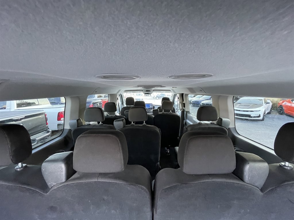 Used 2022 Ford Transit 350 XLT image 27