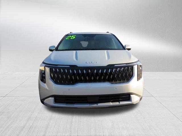 New 2025 Kia Carnival EX image 2