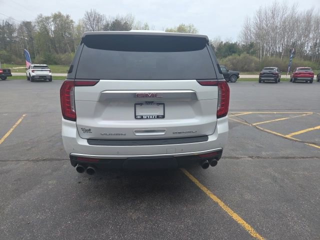 Used 2021 GMC Yukon Denali w/ Denali Premium Package AWD/4WD image 7