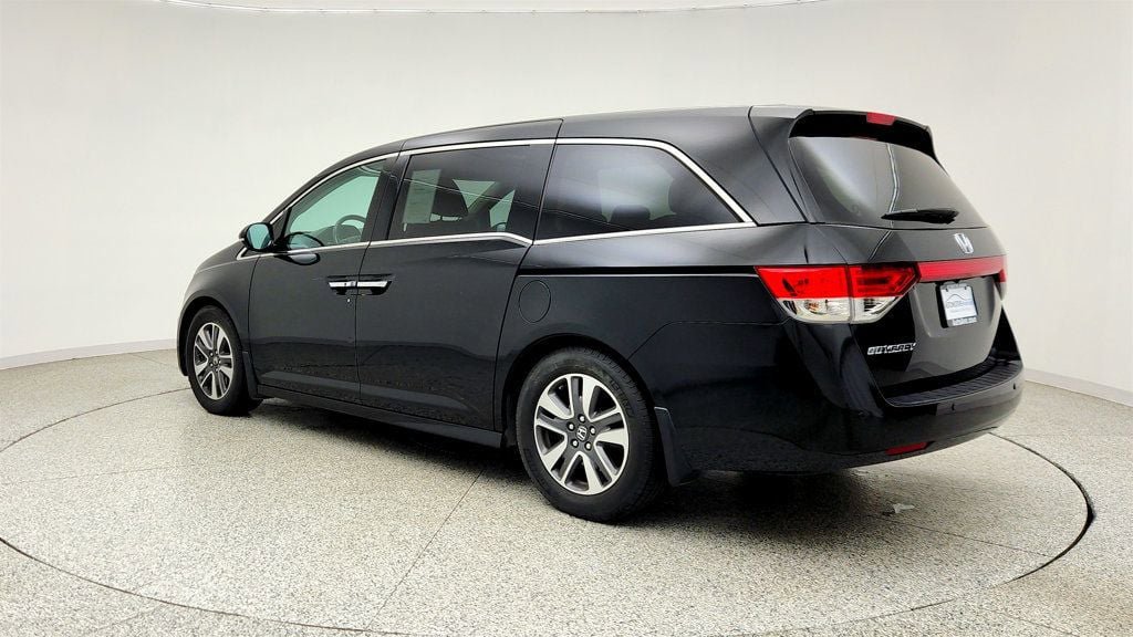 Used 2015 Honda Odyssey Touring image 7