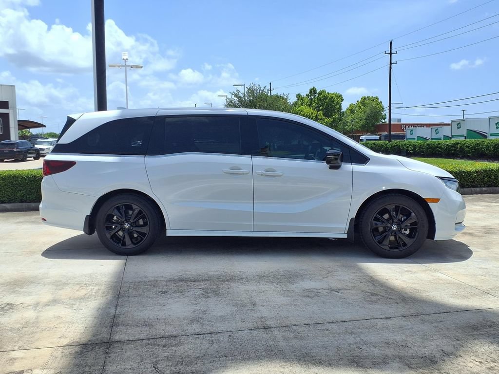 Used 2023 Honda Odyssey Sport image 8
