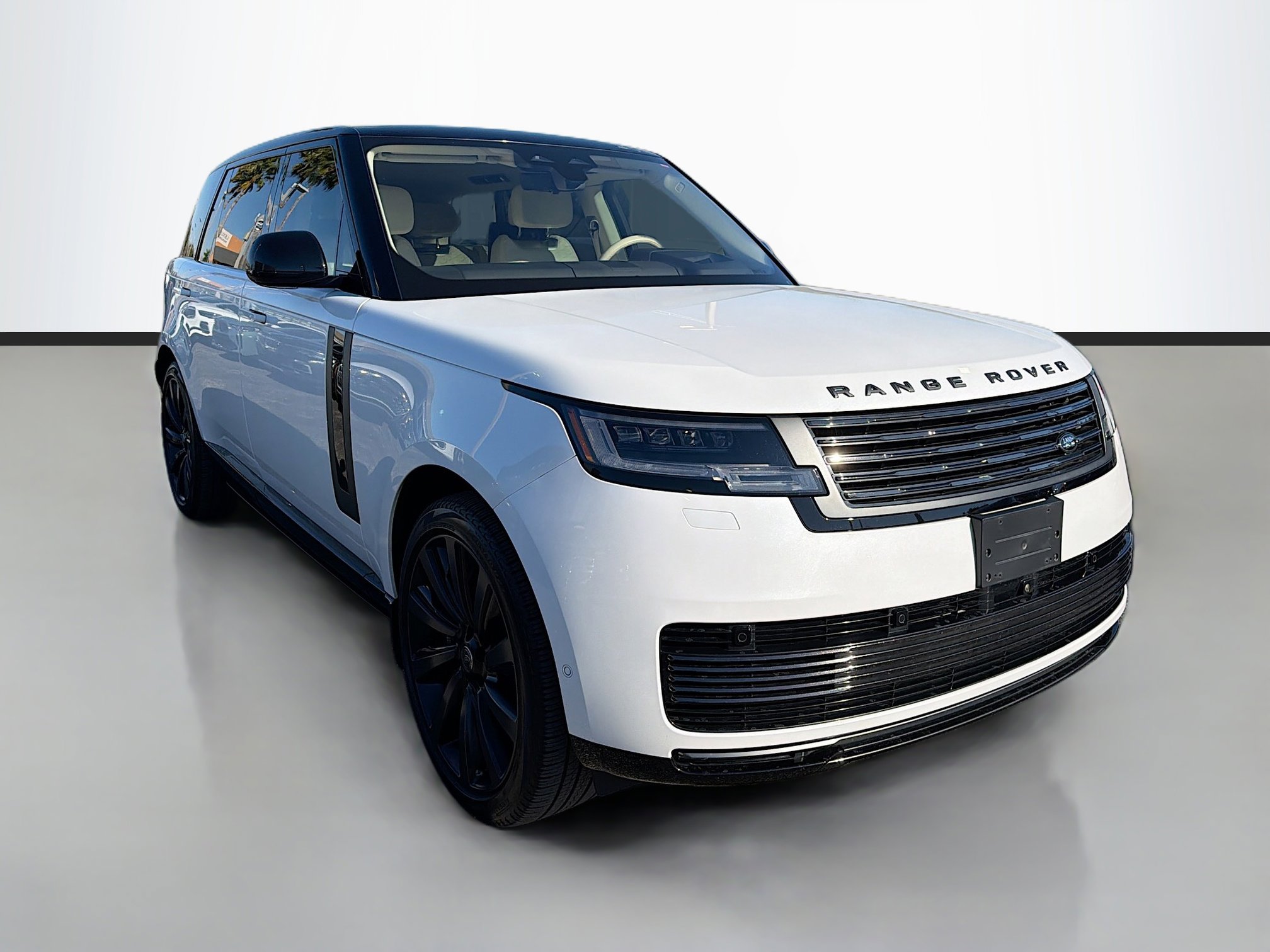 Used 2023 Land Rover Range Rover SV image 7