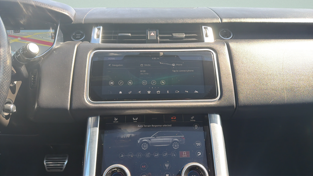 Used 2019 Land Rover Range Rover Sport SVR AWD/4WD image 10