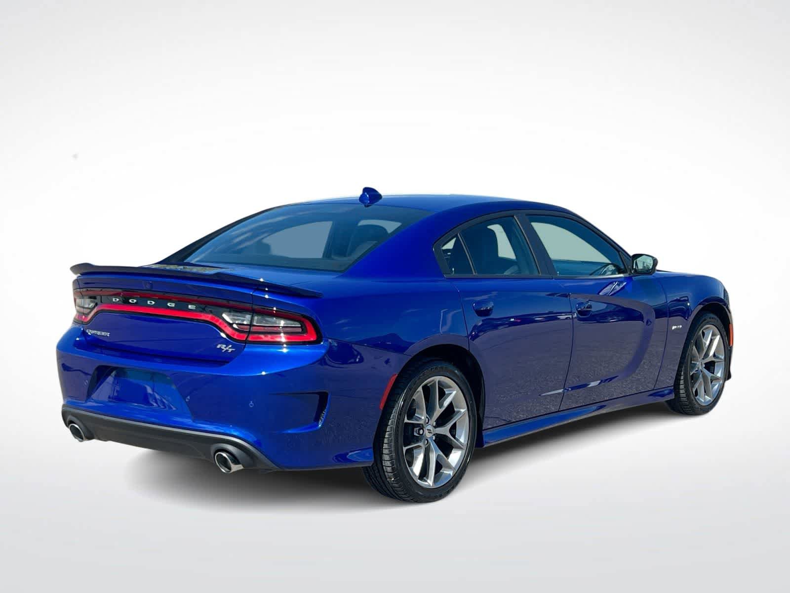 Used 2019 Dodge Charger R/T w/ Plus Group RWD image 8