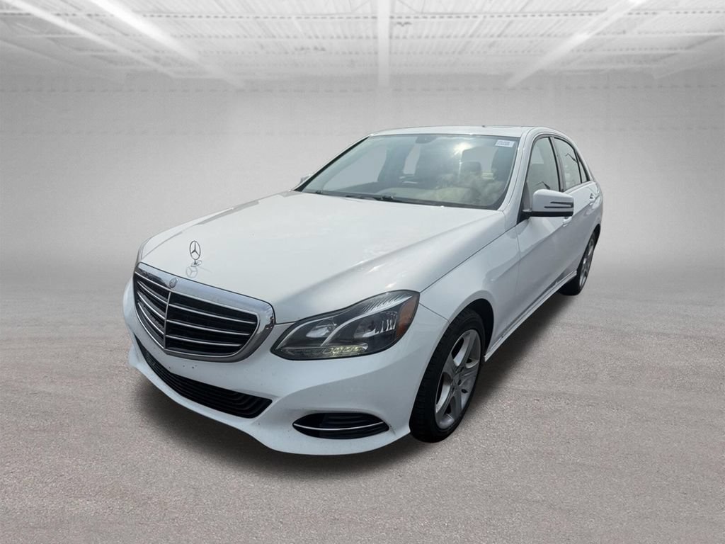 Used 2014 Mercedes-Benz E 350 4MATIC Sedan image 9