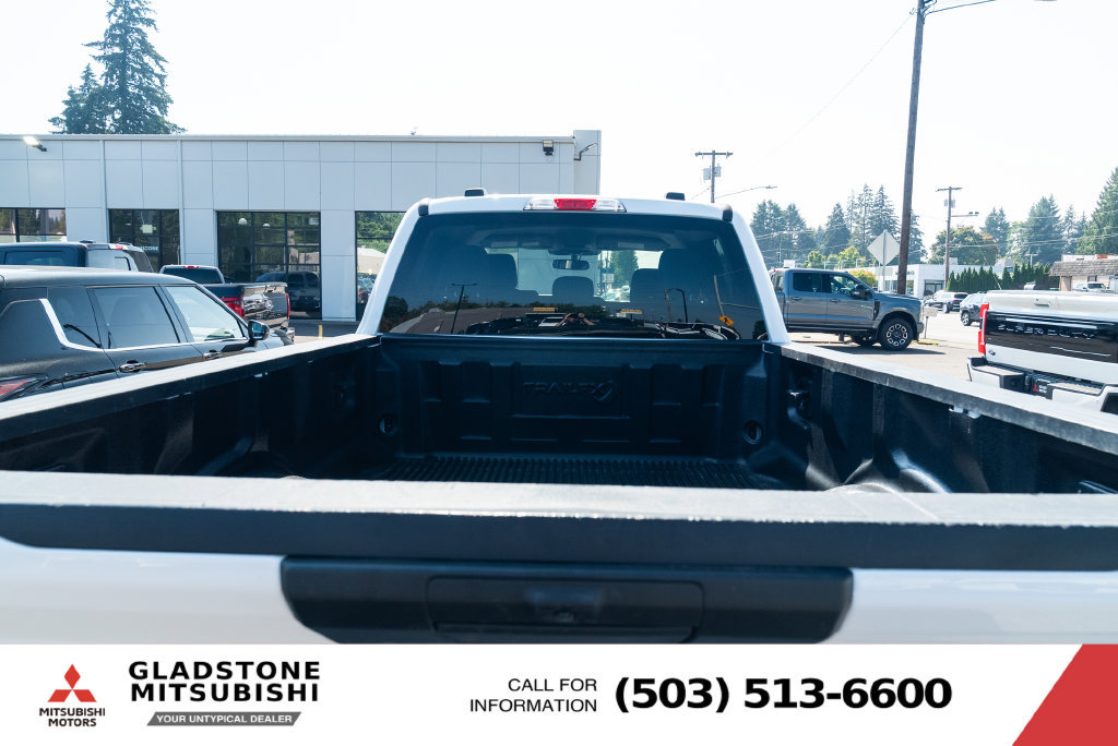 Used 2023 Ford F350 XLT AWD/4WD image 8