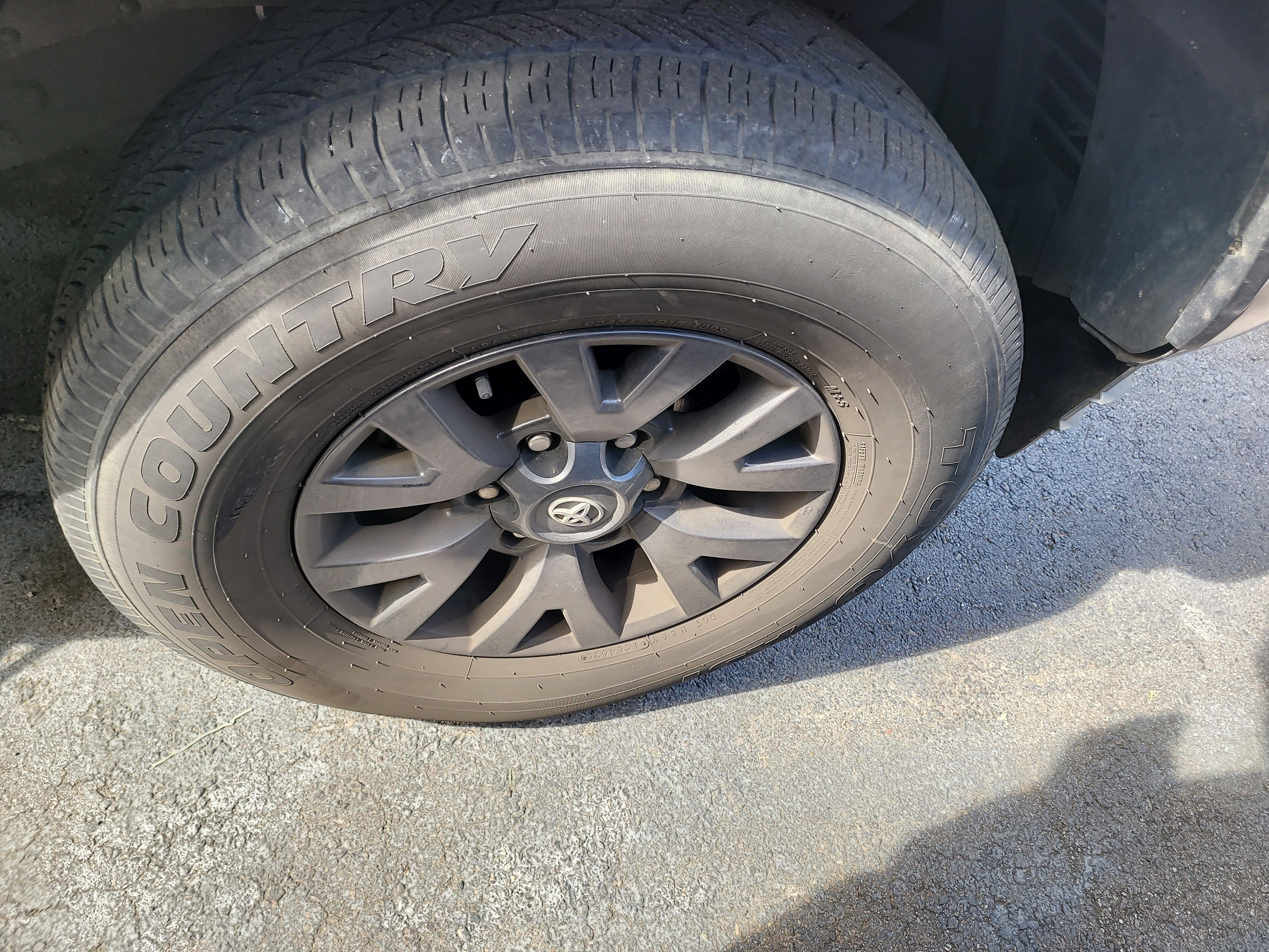 Used 2021 Toyota Tacoma SR5 image 8